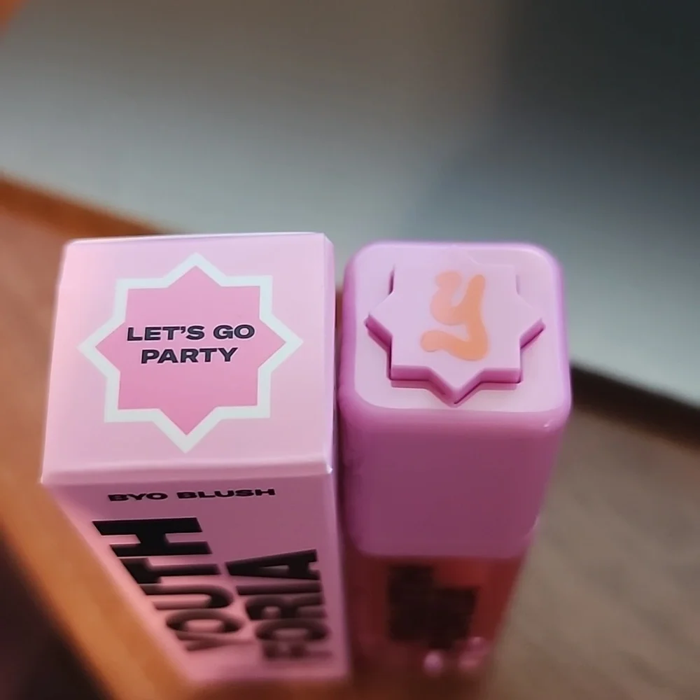 YOUTH FORIA Color Changing Blush Oil in Let's Go Party New!